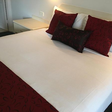 Tuckerbox Motor Inn Gundagai Ngoại thất bức ảnh