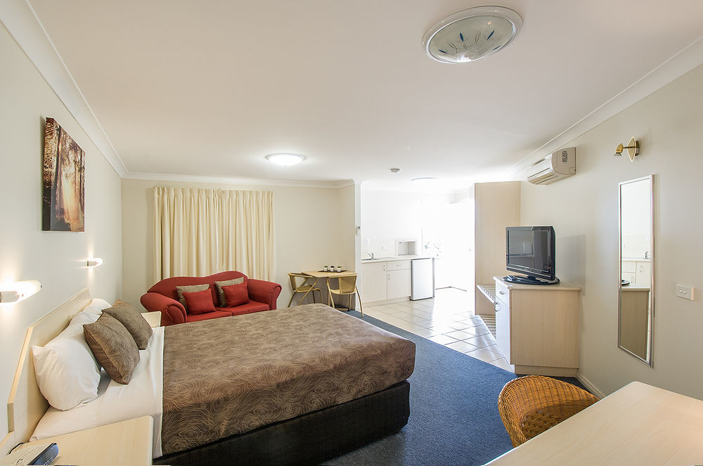 Tuckerbox Motor Inn Gundagai Ngoại thất bức ảnh