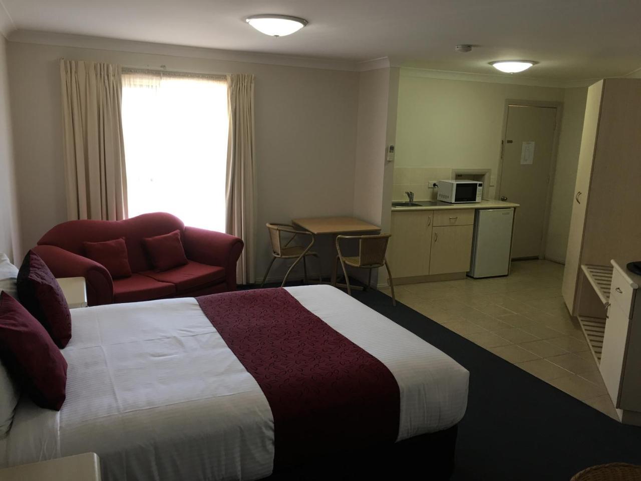 Tuckerbox Motor Inn Gundagai Ngoại thất bức ảnh