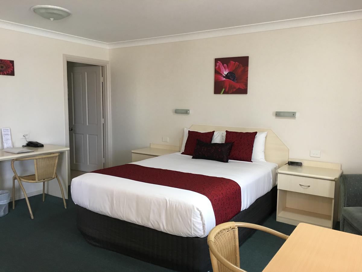 Tuckerbox Motor Inn Gundagai Ngoại thất bức ảnh